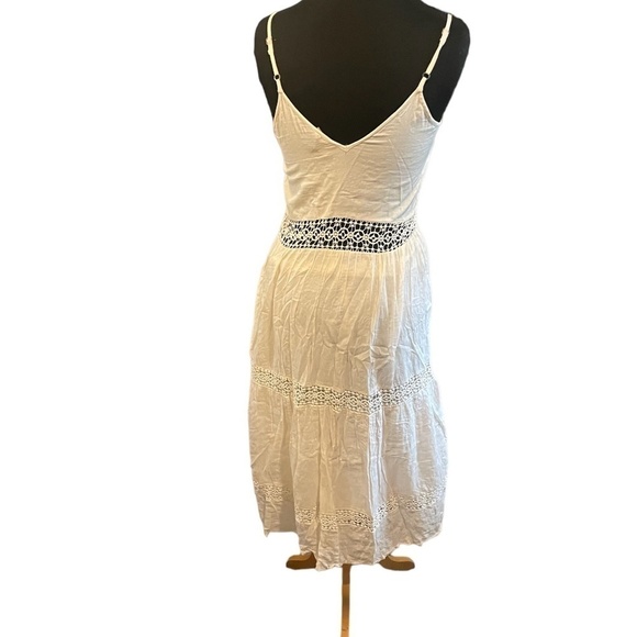 NWOT ASOS white  lace insert crinkle tiered midi dress with embroidery, Size 2 - Picture 5 of 7